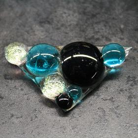 H�romsz�g bubor�k t�rkiz-fekete med�l