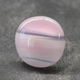 R�zsasz�n-feh�r cs�kos k�r gy�r�